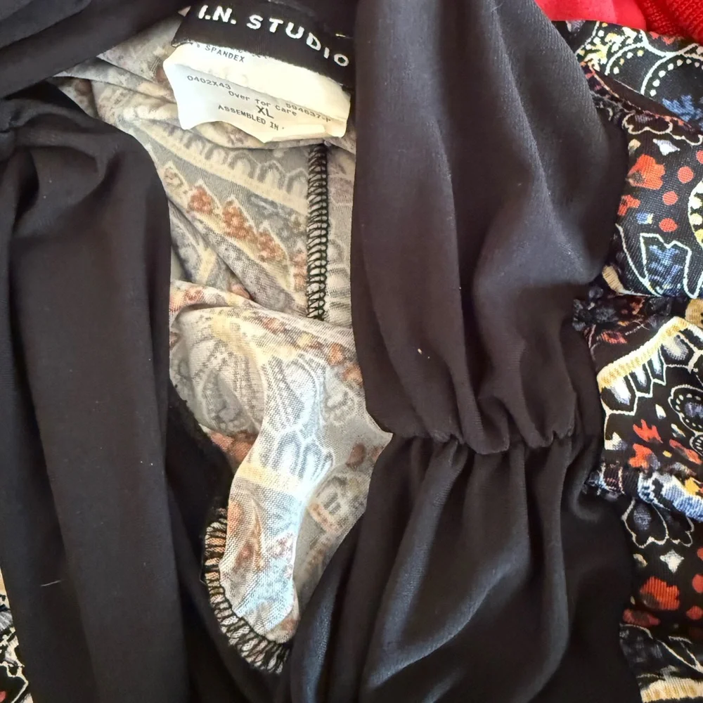 I.N. Studio Black and Multicolor Paisley Pants - Picture 5 of 6